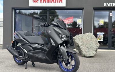 Yamaha X-MAX 125
