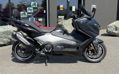 Yamaha TMAX 560 25th anniversary  –  13 209€